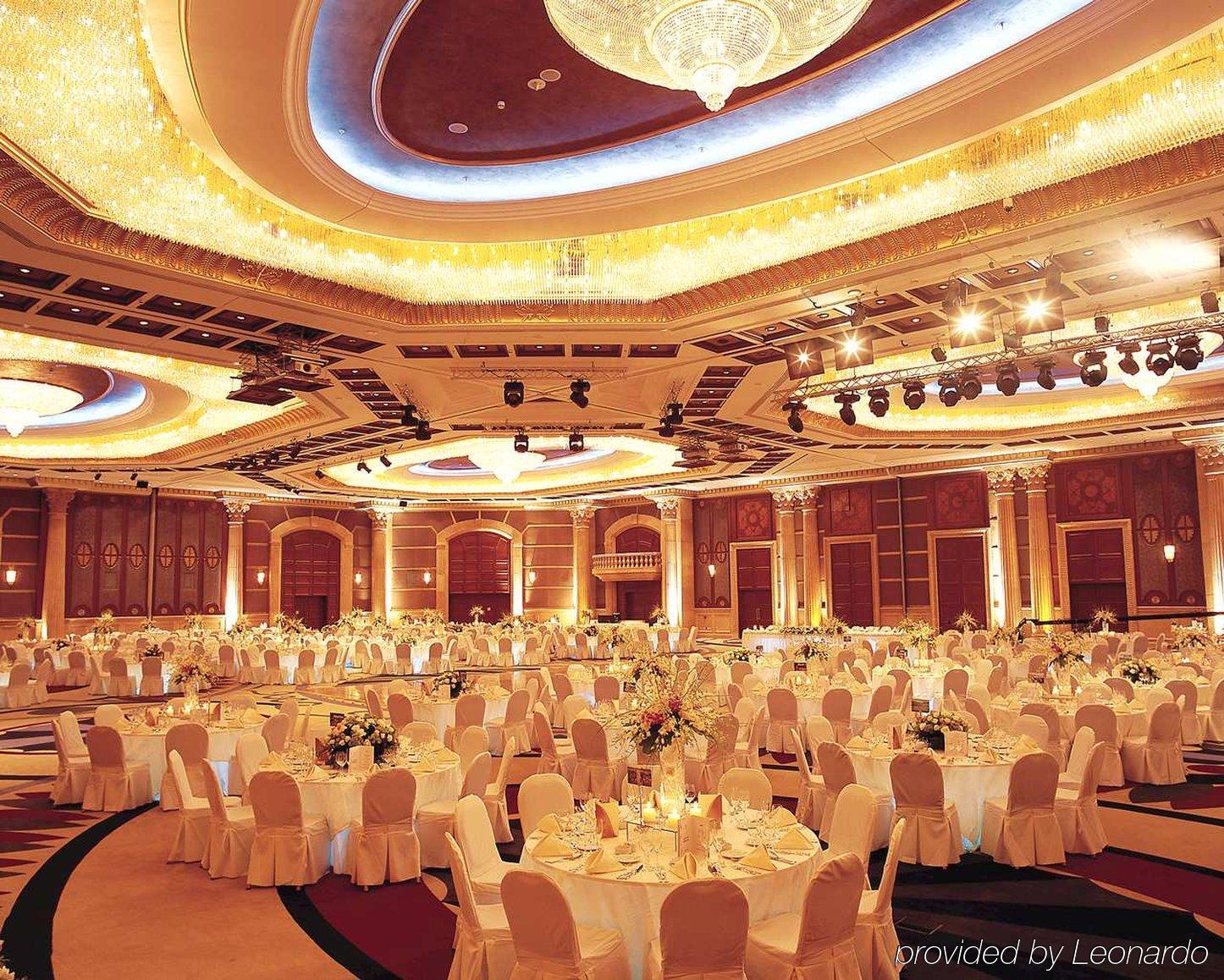 Al Habtoor Grand Beirut Hotel Restaurante foto