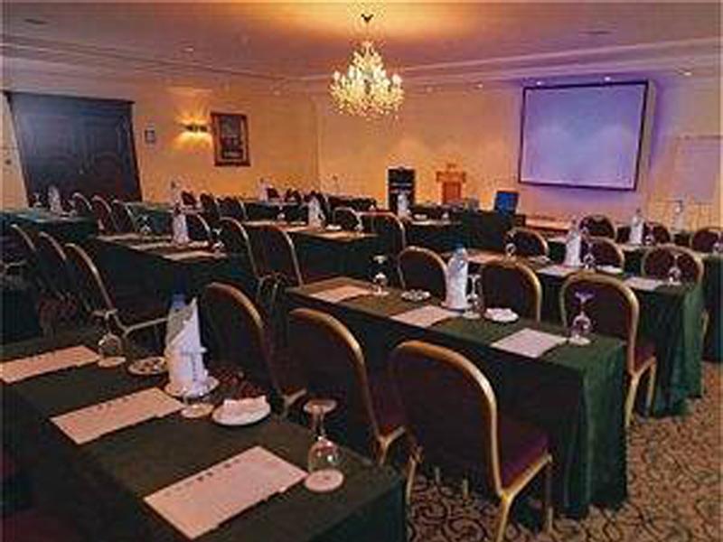 Al Habtoor Grand Beirut Hotel Instalações foto