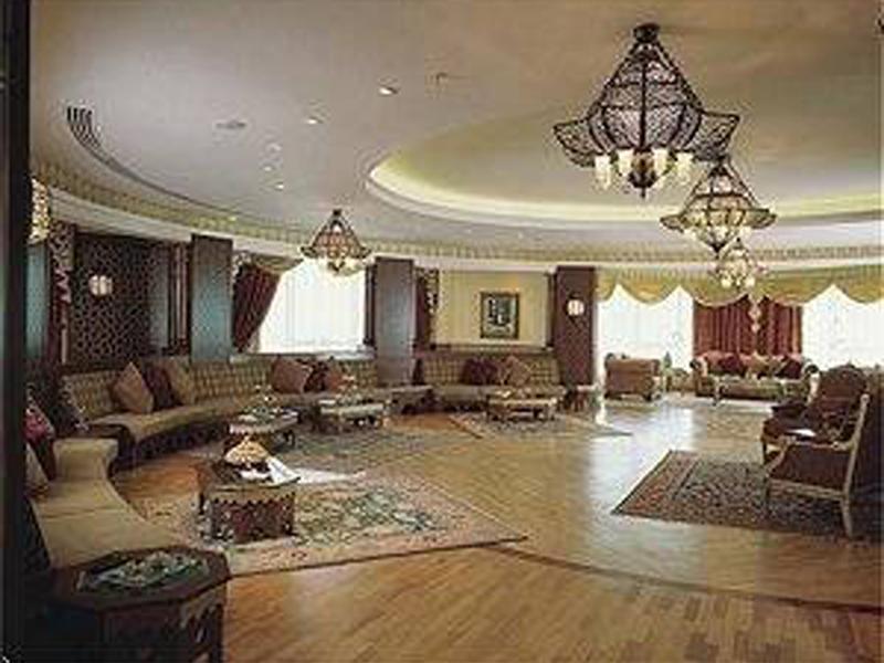 Al Habtoor Grand Beirut Hotel Exterior foto